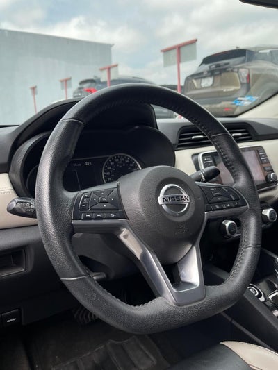 2021 Nissan Versa 1.6 Platinum Piel At