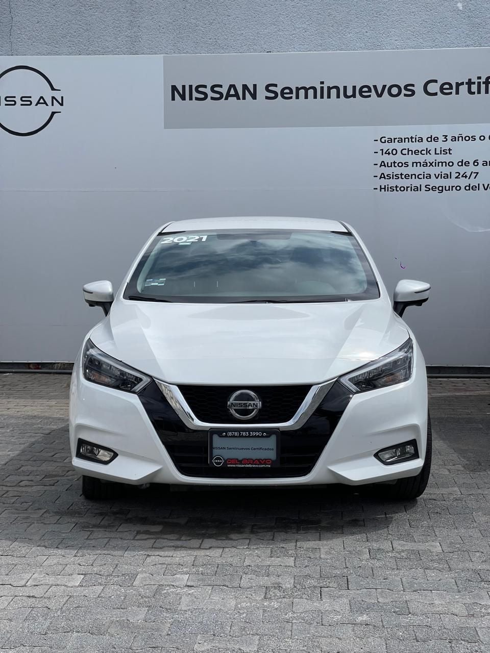 2021 Nissan Versa 1.6 Platinum Piel At