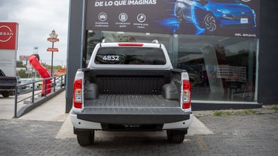 2026 Nissan Frontier 2.5 Doble Cabina LE 4x2 At