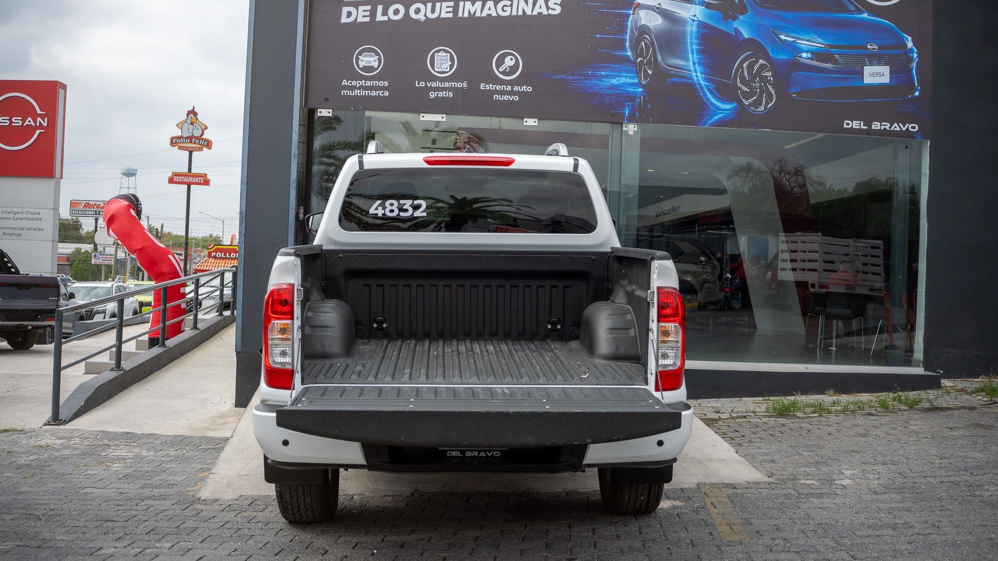 2026 Nissan Frontier 2.5 Doble Cabina LE 4x2 At