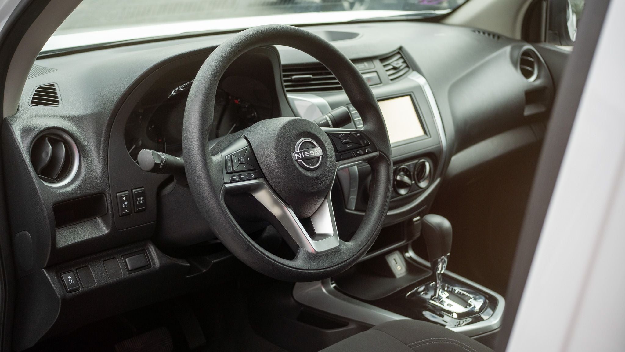 2026 Nissan Frontier 2.5 Doble Cabina LE 4x2 At