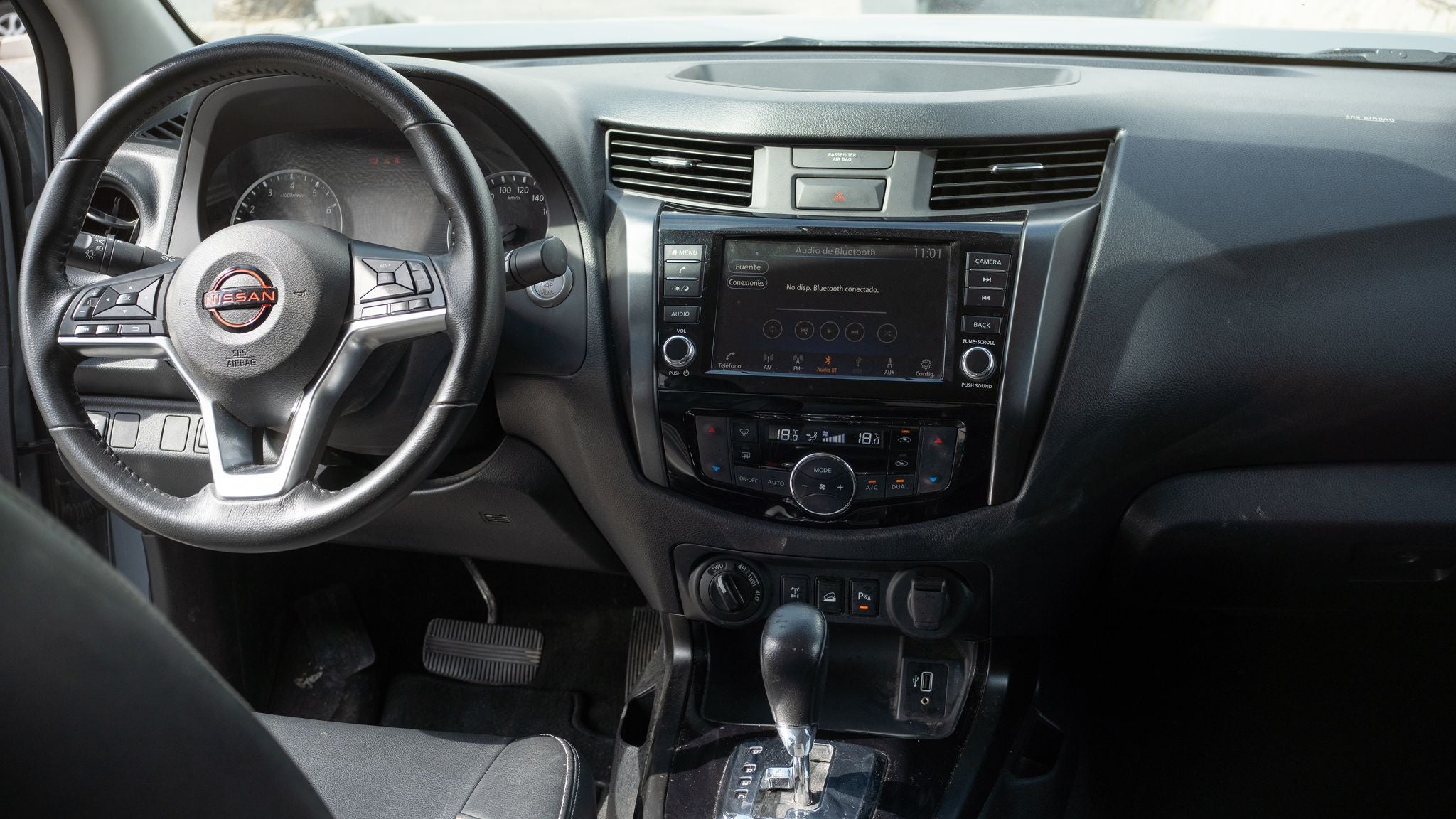 2025 Nissan Frontier PRO-4X 4X4 T/A