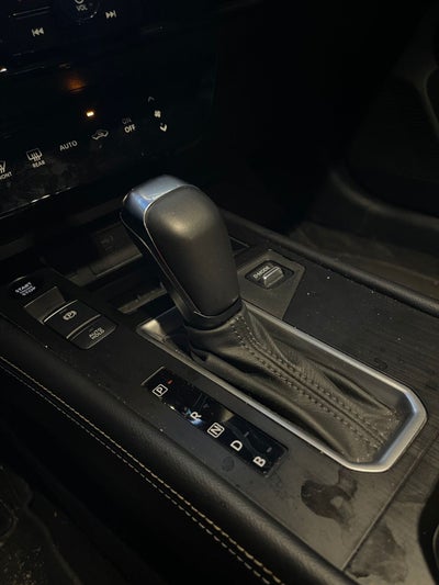 2025 Nissan Kicks 2.0 Platinum At