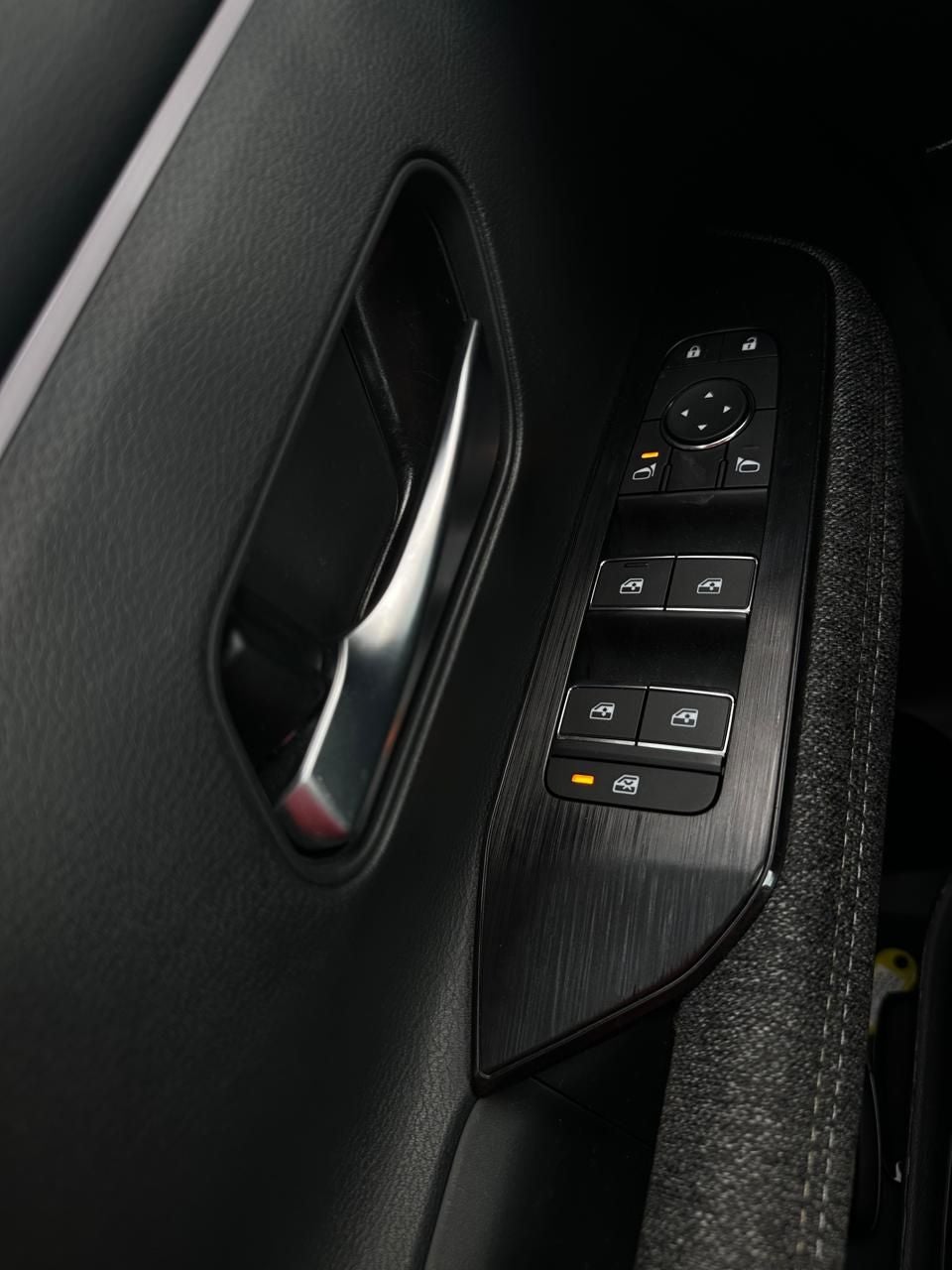 2025 Nissan Kicks 2.0 Platinum At