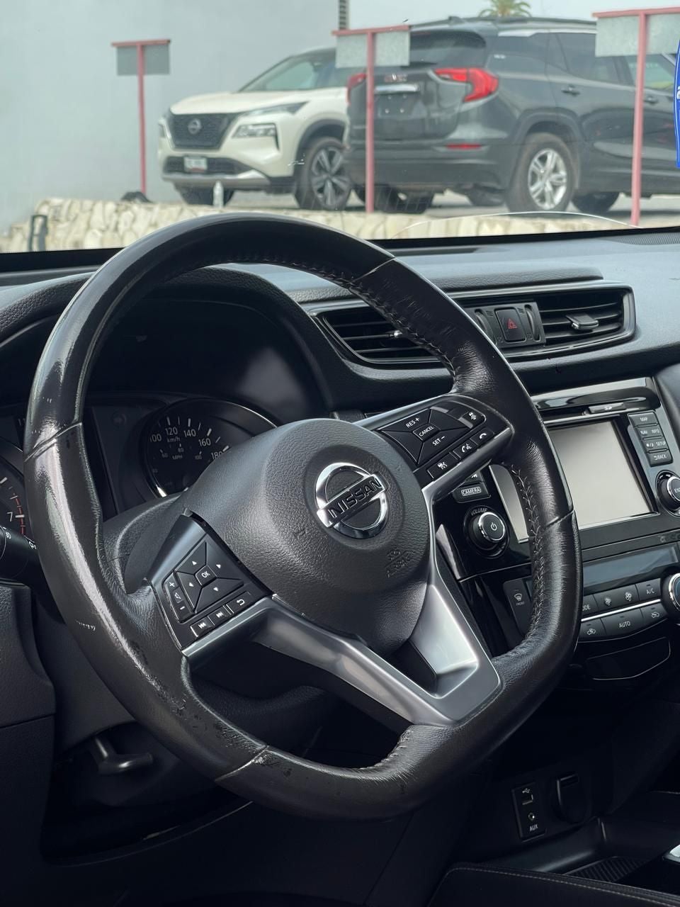 2020 Nissan X-Trail 2.5 Exclusive 2 Filas Cvt