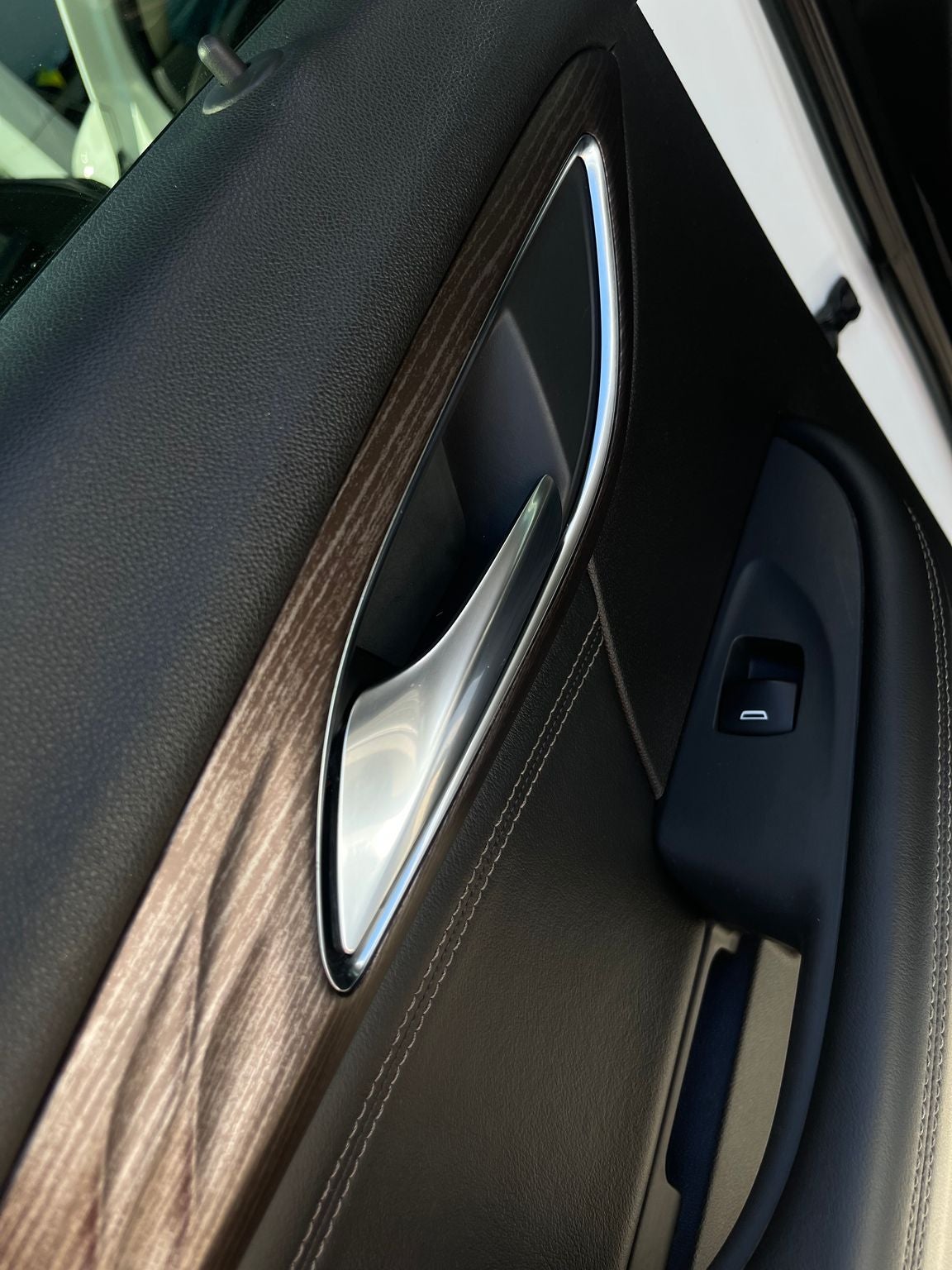 2022 Buick Envision 2.0 Avenir At