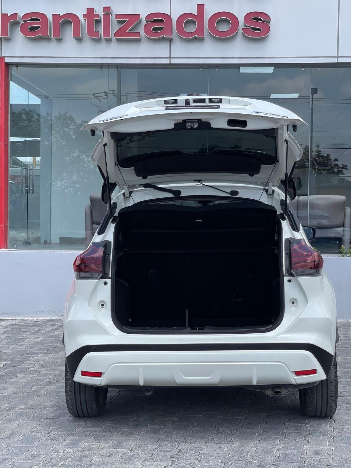 2025 Nissan Kicks E-Power Platinum At