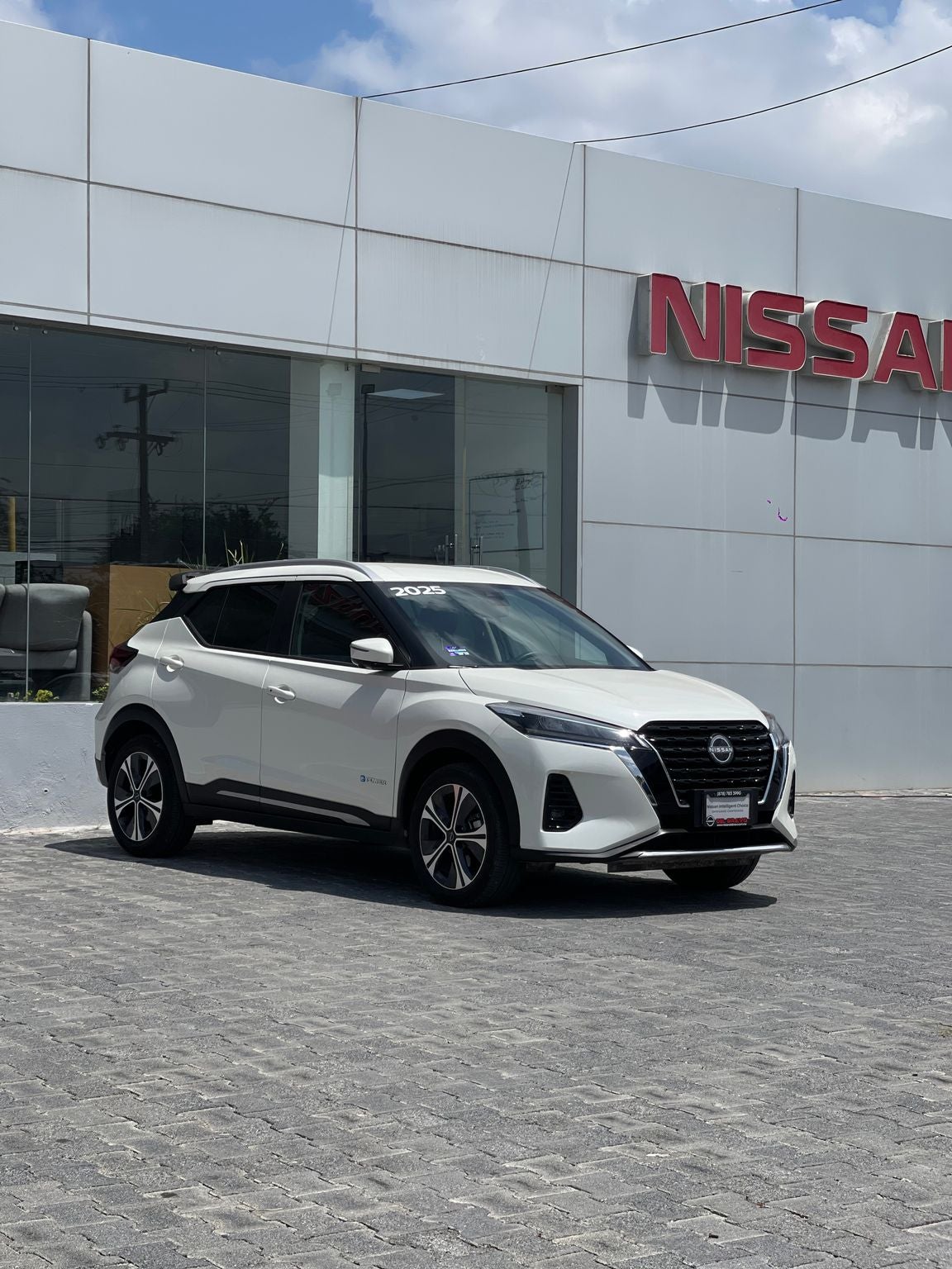 2025 Nissan Kicks E-Power Platinum At