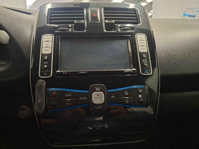 2015 Nissan LEAF 5p Electrico 24 kwh/90 kw