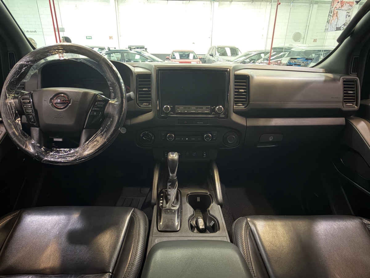 2022 Nissan Frontier 4p Pro-4X V6/3.8 Aut 4x4