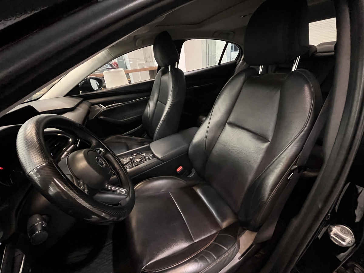 2021 Mazda Mazda 3 4p i L4/2.5 Aut