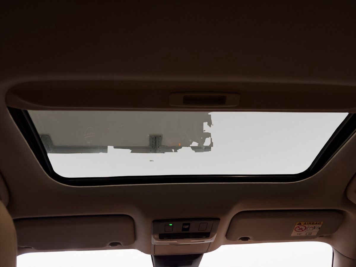 2024 Nissan Sentra 4p SR Platinum Bi-tono L4/2.0 Aut