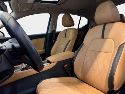 2024 Nissan Sentra 4p SR Platinum Bi-tono L4/2.0 Aut
