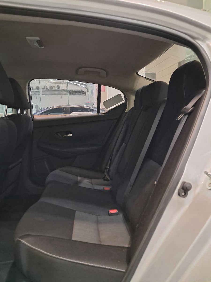 2021 Nissan Sentra 4p Advance L4/2.0 Aut