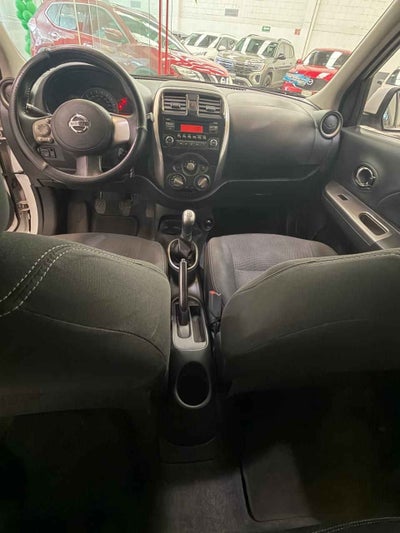 2018 Nissan March 5p Advance L4/1.6 Man