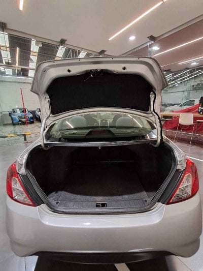 2018 Nissan Versa 4p Advance L4/1.6 Aut