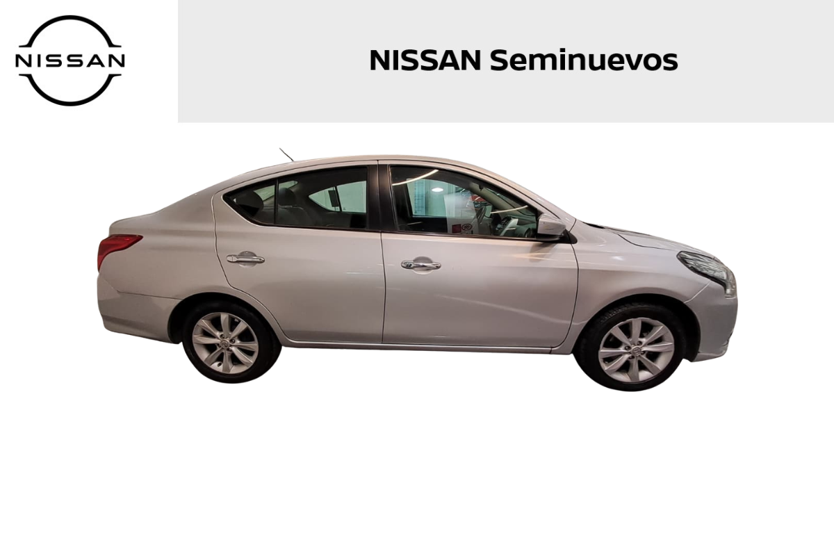 2018 Nissan Versa 4p Advance L4/1.6 Aut