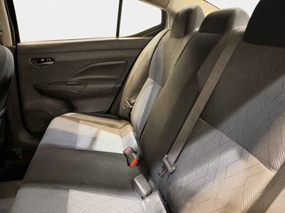 2023 Nissan Versa 4p Advance L4/1.6 Man