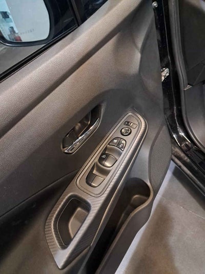 2022 Nissan Versa 4p Advance L4/1.6 Man