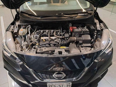 2022 Nissan Versa 4p Advance L4/1.6 Man