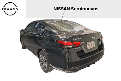 2022 Nissan Versa 4p Advance L4/1.6 Man