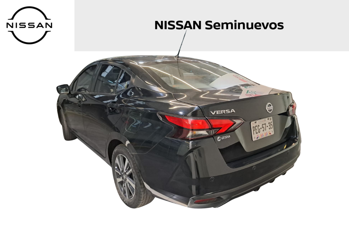 2022 Nissan Versa 4p Advance L4/1.6 Man