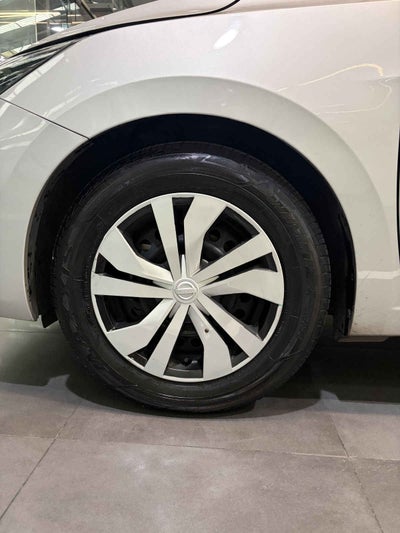 2024 Nissan Versa 4p Sense L4/1.6 Man