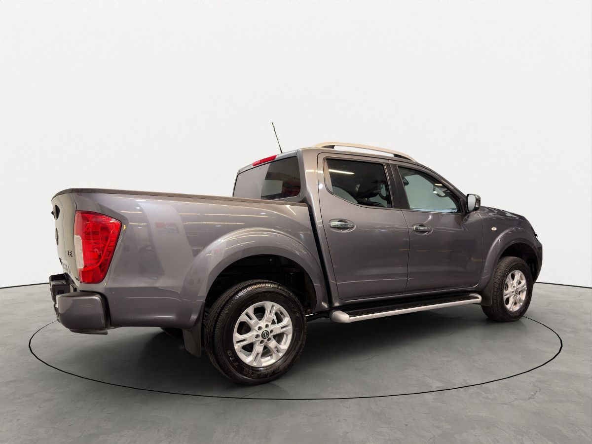 2022 Nissan Frontier 4p LE L4/2.5 Man