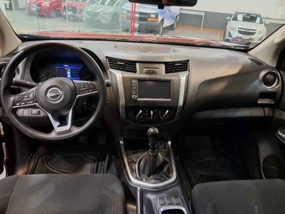 2024 Nissan Frontier 4p LE L4/2.5 Man