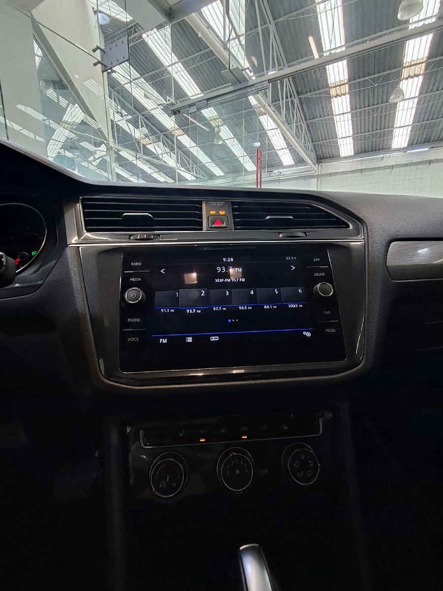 2020 Volkswagen Tiguan 5p Comfortline L4/1.4/T Aut 7 Pas