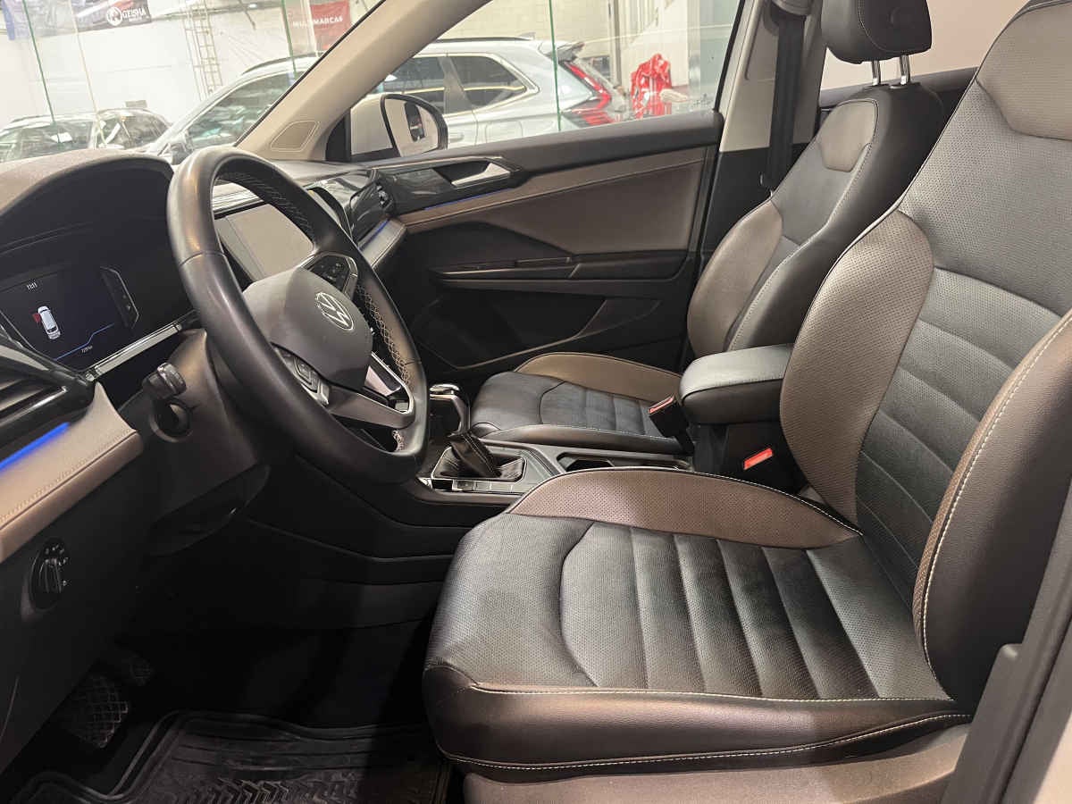 2022 Volkswagen Taos 5p Highline L4/1.4/T Aut