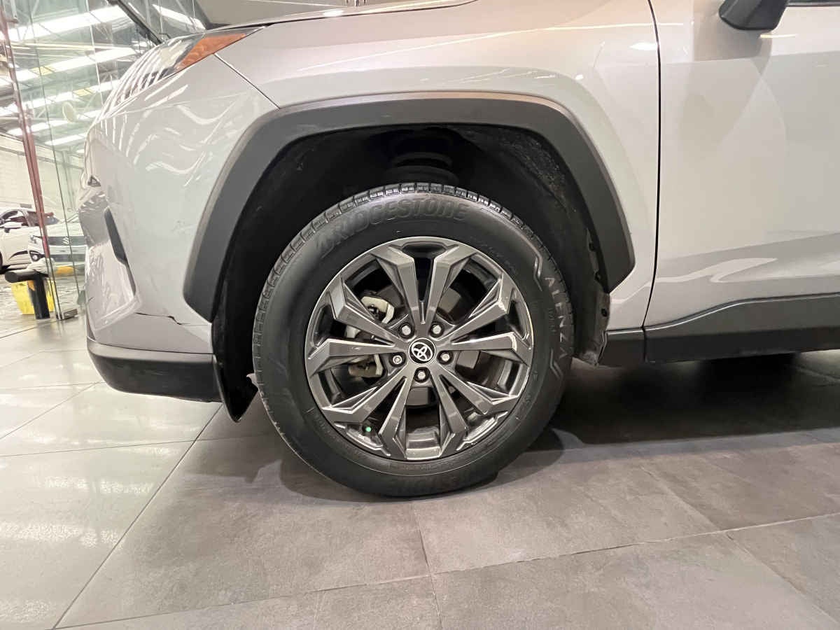 2022 Toyota RAV4 5p Hybrid L4/2.5 Aut