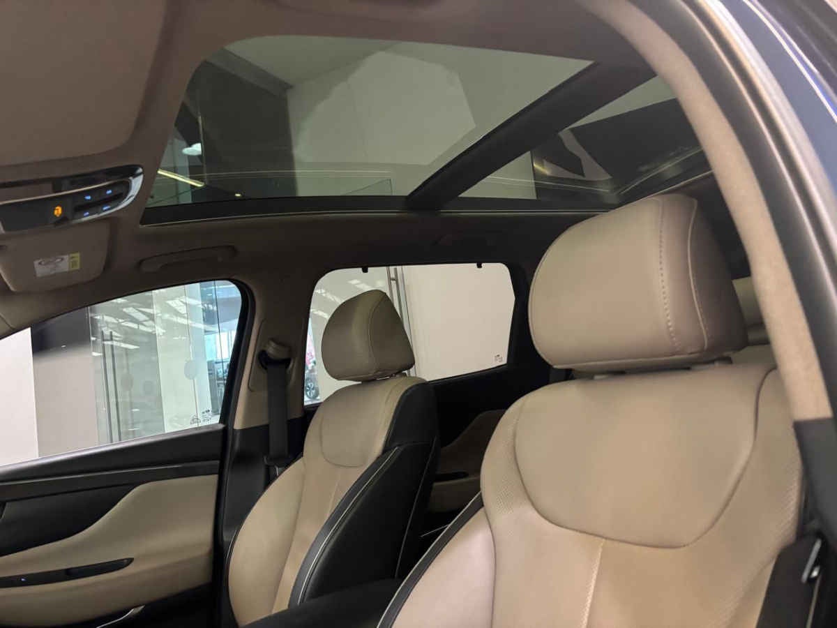 2024 Hyundai Santa Fe 5p Limited Tech L4/2.5/T Aut