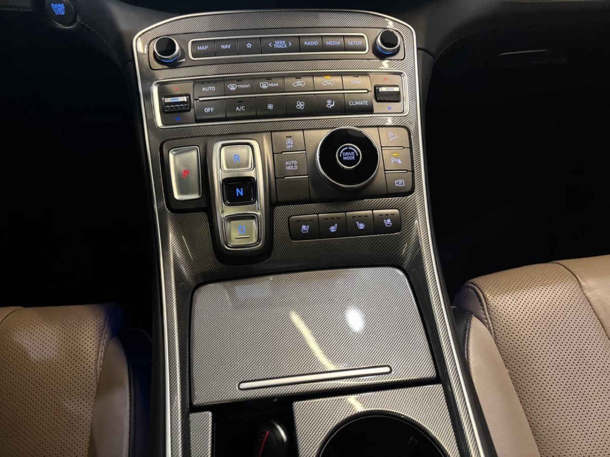 2024 Hyundai Santa Fe 5p Limited Tech L4/2.5/T Aut