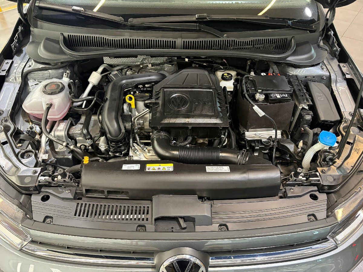 2024 Volkswagen Polo 5p Highline L3/1.0/T Aut