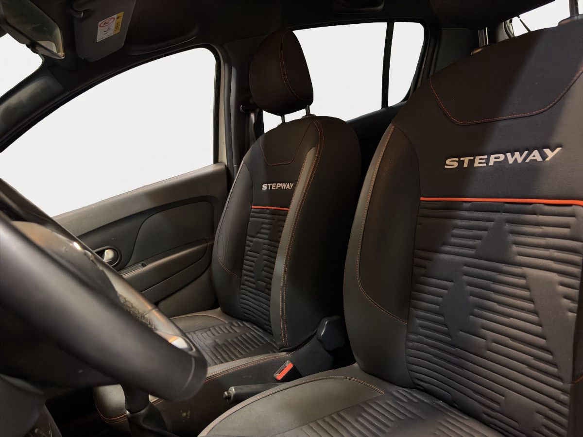 2023 Renault Stepway 5p Intens L4/1.6 Man