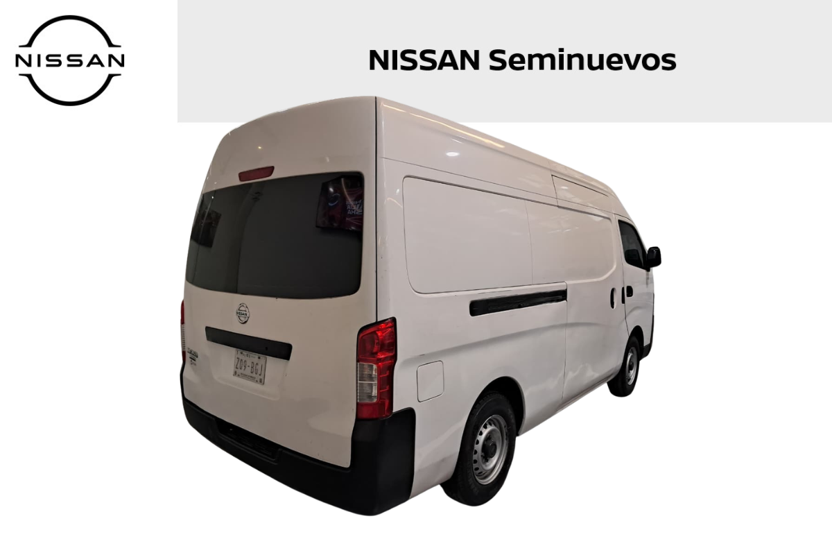 2020 Nissan Urvan 4p Amplia L4/2.5 Diesel Man 15/Pas P/Seg