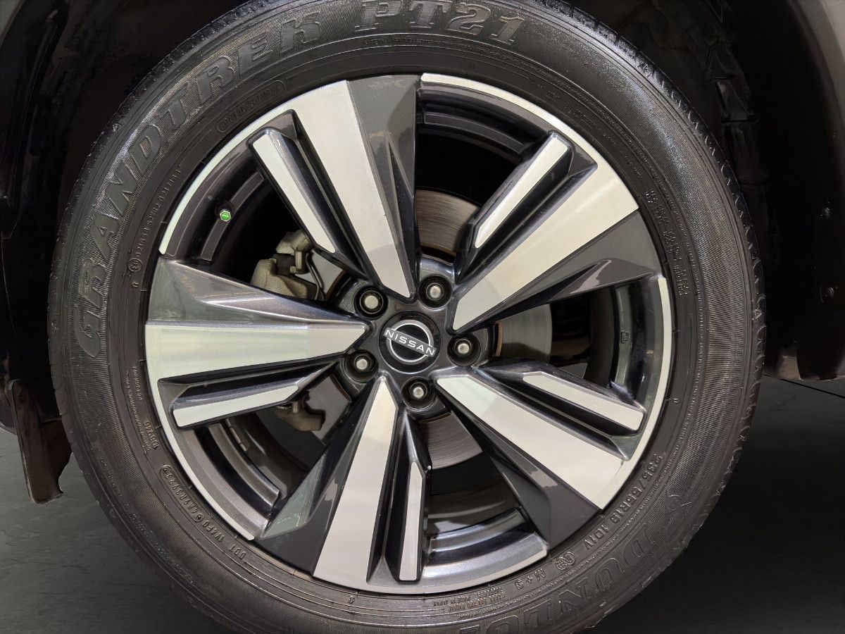 2024 Nissan X-Trail 5p Platinum 2 Row L4/2.5 Aut