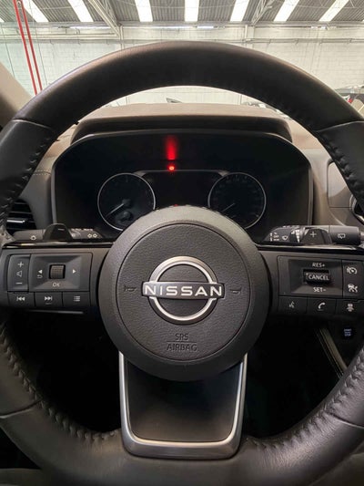 2025 Nissan X-Trail 5p Exclusive 2 Row L4/2.5 Aut