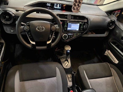 2021 Toyota Prius 5p C Hibrido L4/1.5 Aut