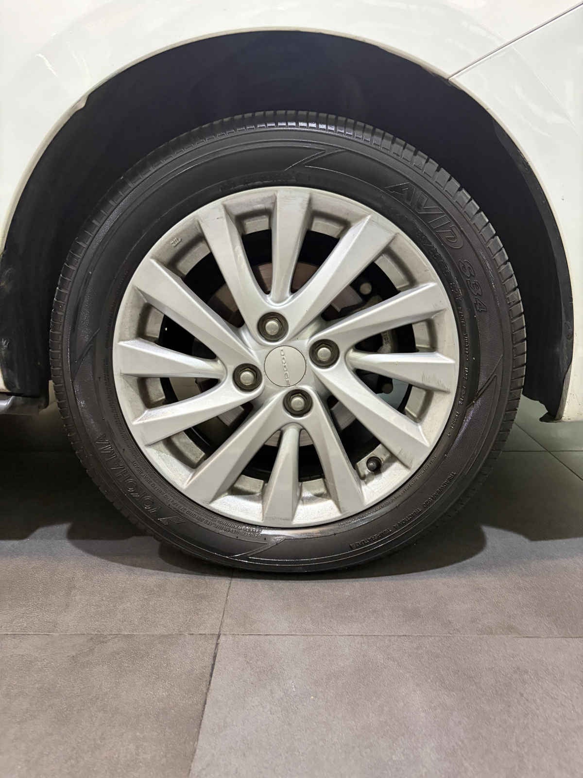2023 Dodge Attitude 4p SXT L3/1.2 Aut
