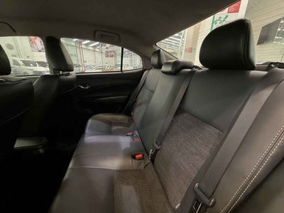 2021 Toyota Yaris 4p Sedán S L4/1.5 Man