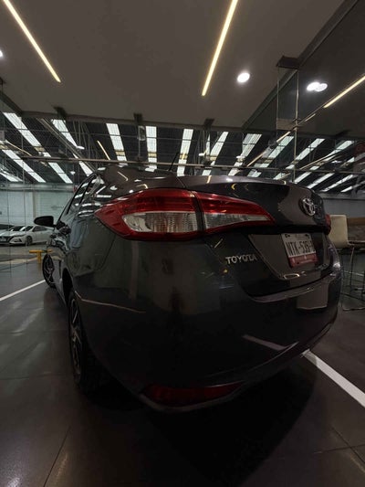 2021 Toyota Yaris 4p Sedán S L4/1.5 Man