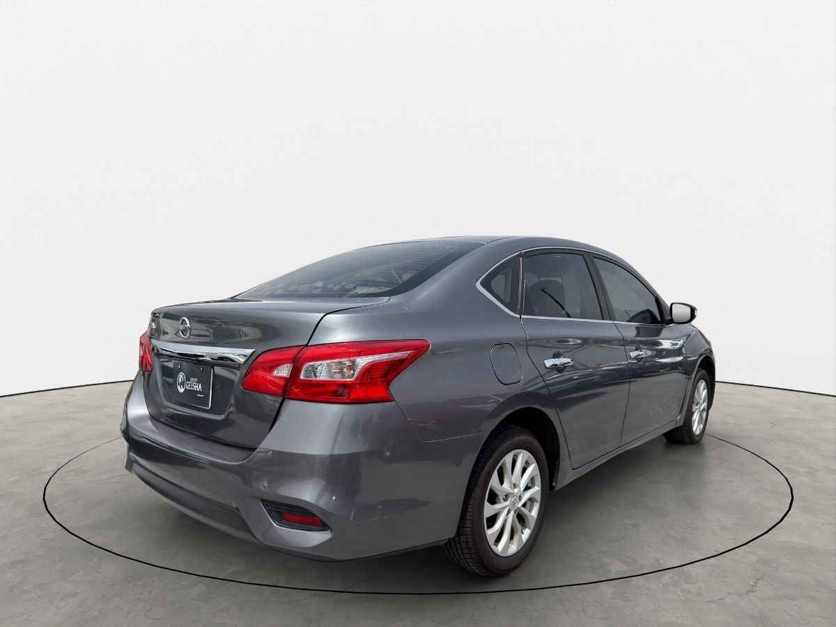 2018 Nissan Sentra 4p Advance L4/1.8 Aut