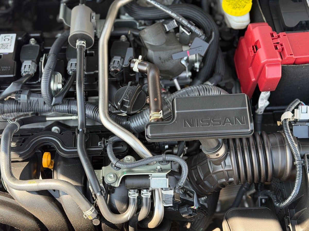 2025 Nissan Sentra 4p SR L4/2.0 Aut