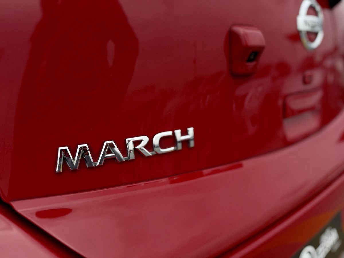 2019 Nissan March 5p Exclusive L4/1.6 Aut