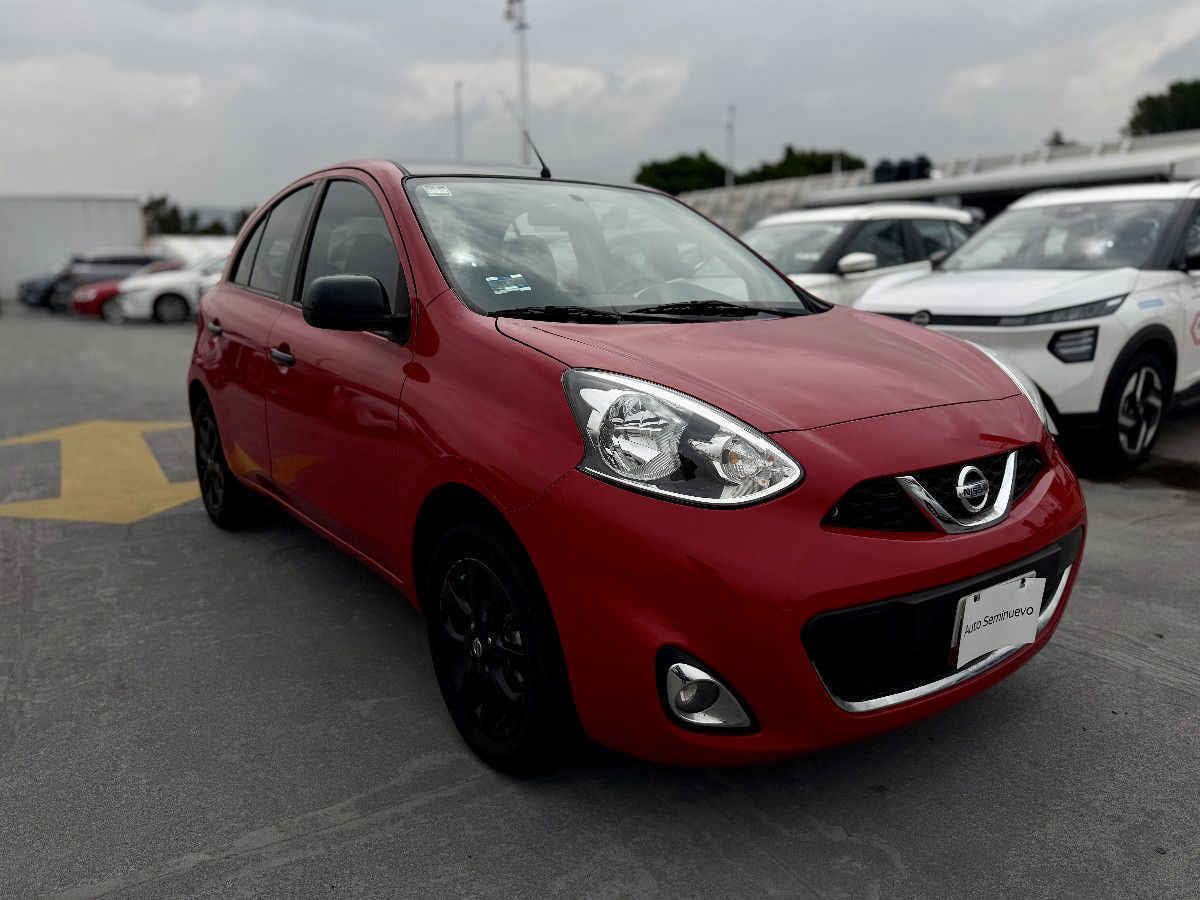 2019 Nissan March 5p Exclusive L4/1.6 Aut