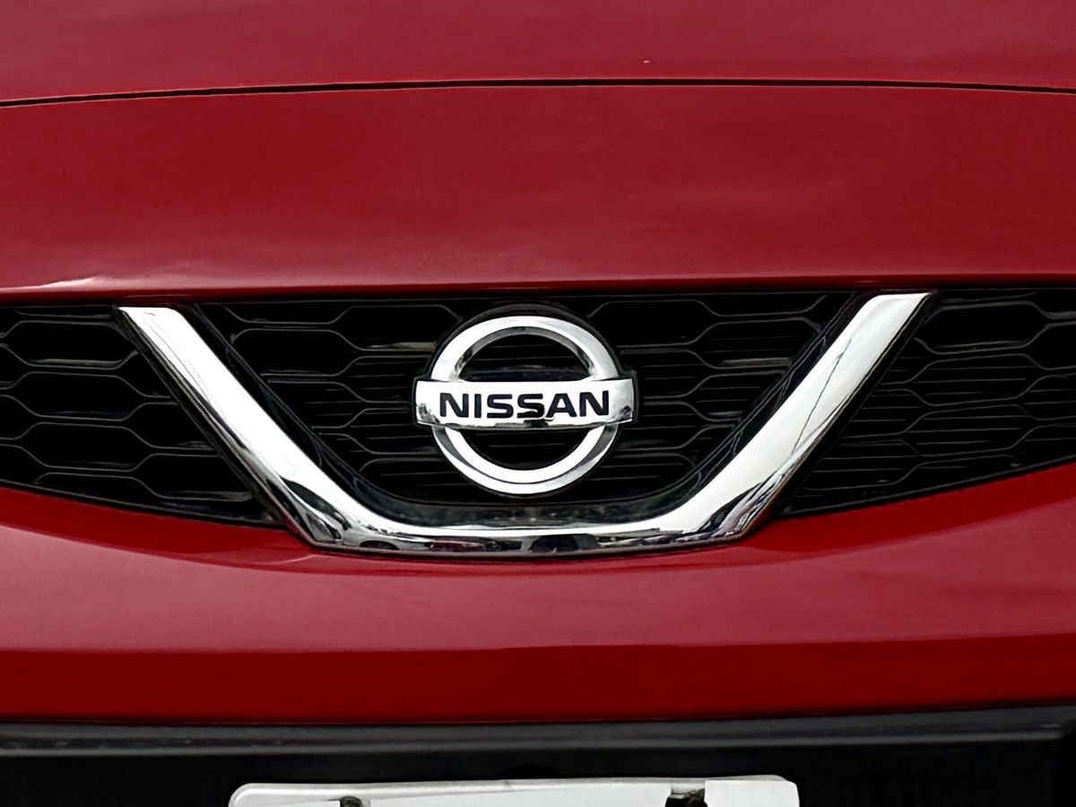 2017 Nissan March 5p Advance L4/1.6 Man
