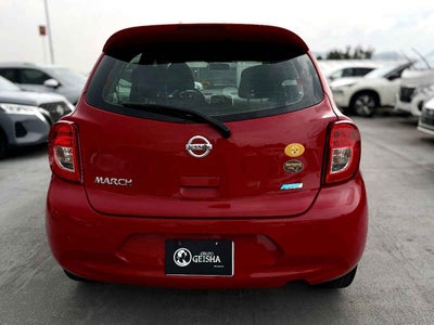 2017 Nissan March 5p Advance L4/1.6 Man