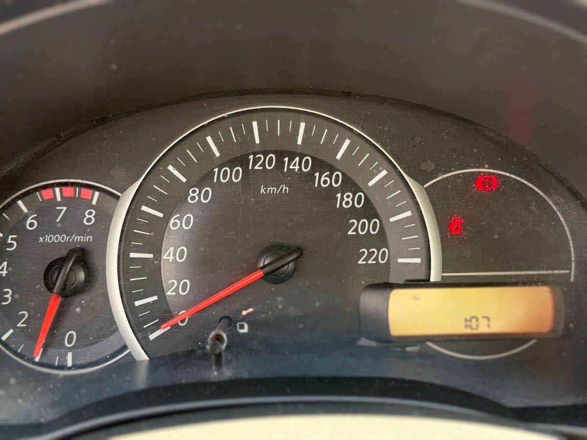 2018 Nissan March 5p Advance L4/1.6 Man